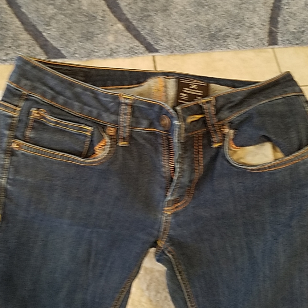 Jeans - Picture 2 of 4